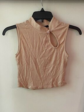 Forever 21 | Mandarin Collar Keyhole Cheongsam Sleeveless Cropped Tank Top